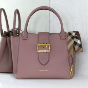 Bolsa Burberry Soft Grain Medium Buckle