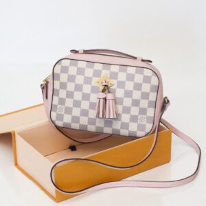 Bolsa Louis Vuitton Saintonge